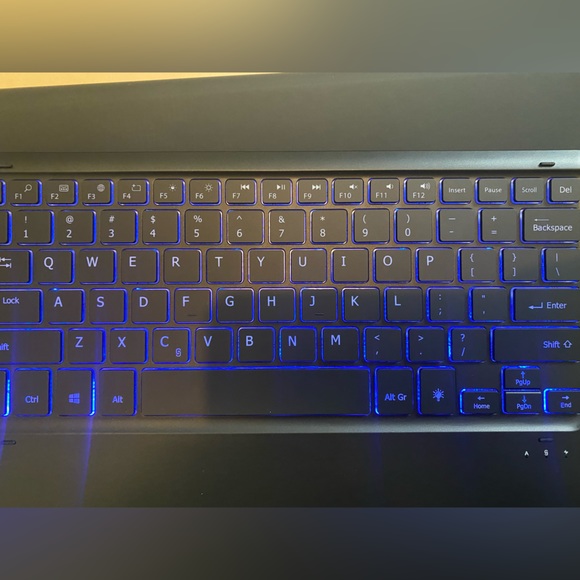 Jelly Comb bluetooth keyboard - Picture 5 of 15